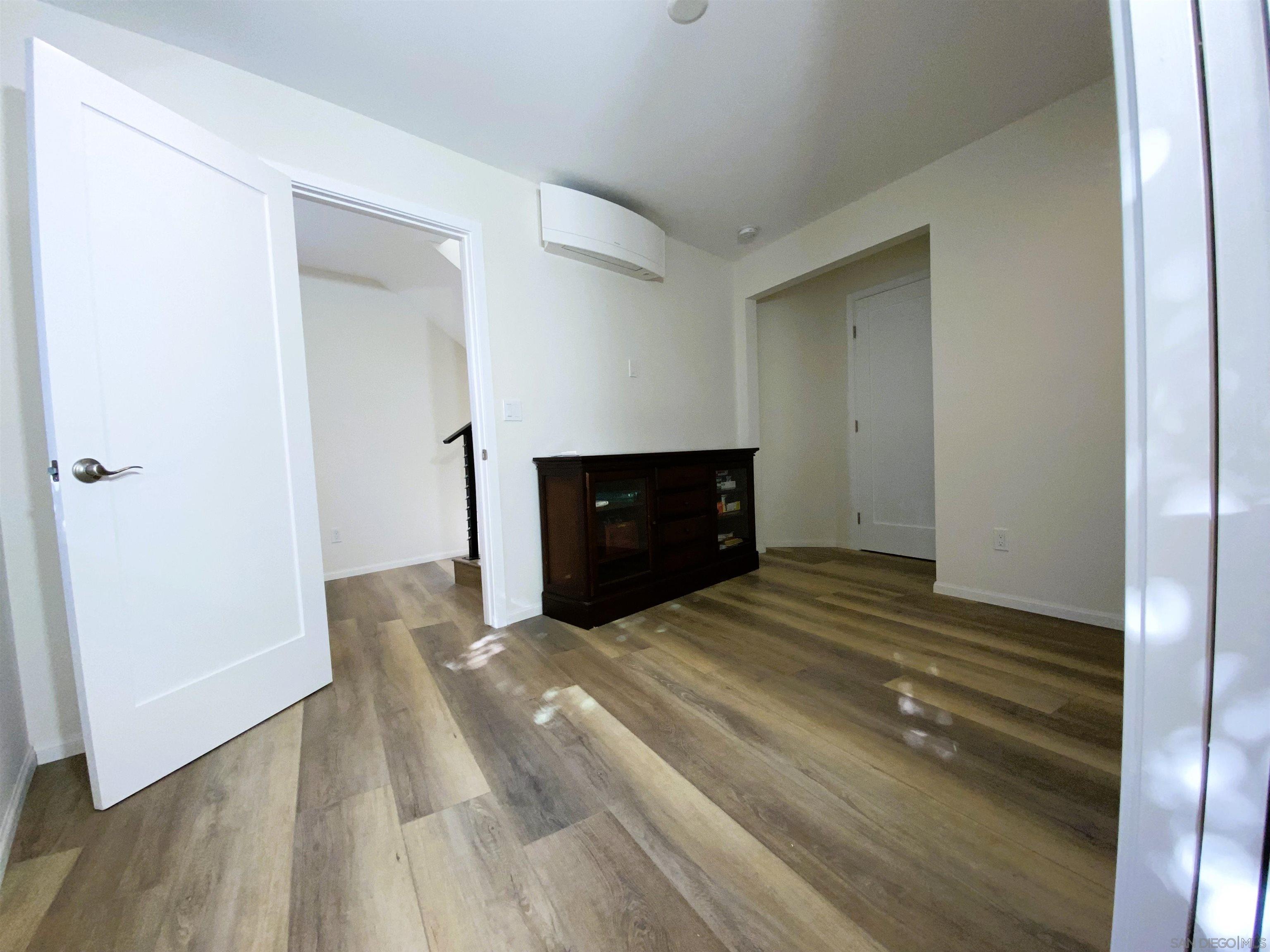 Detail Gallery Image 11 of 35 For 1305  Blue Sky Drive, Cardiff By The Sea,  CA 92007 - 2 Beds | 2 Baths