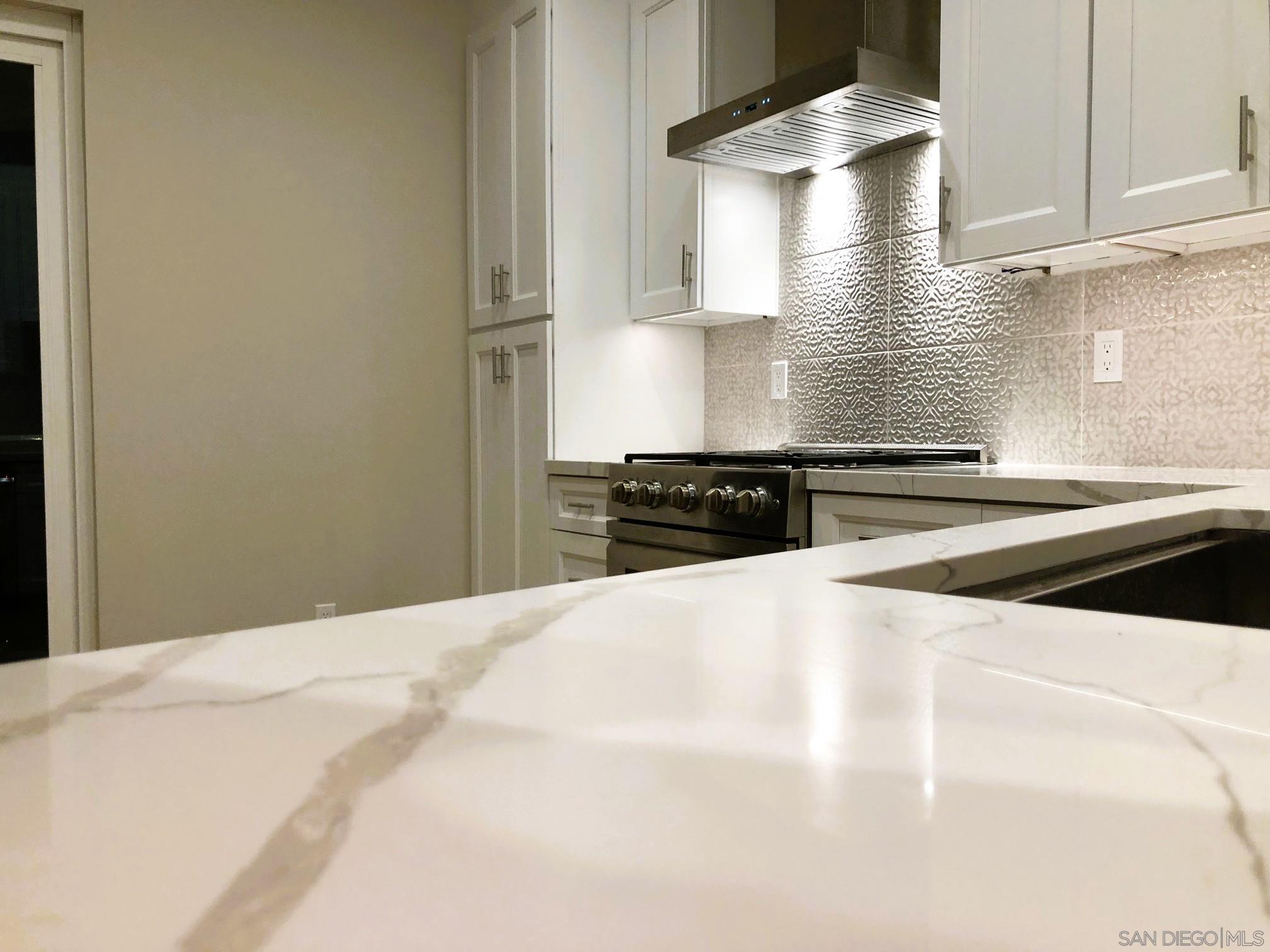 Detail Gallery Image 17 of 35 For 1305  Blue Sky Drive, Cardiff By The Sea,  CA 92007 - 2 Beds | 2 Baths