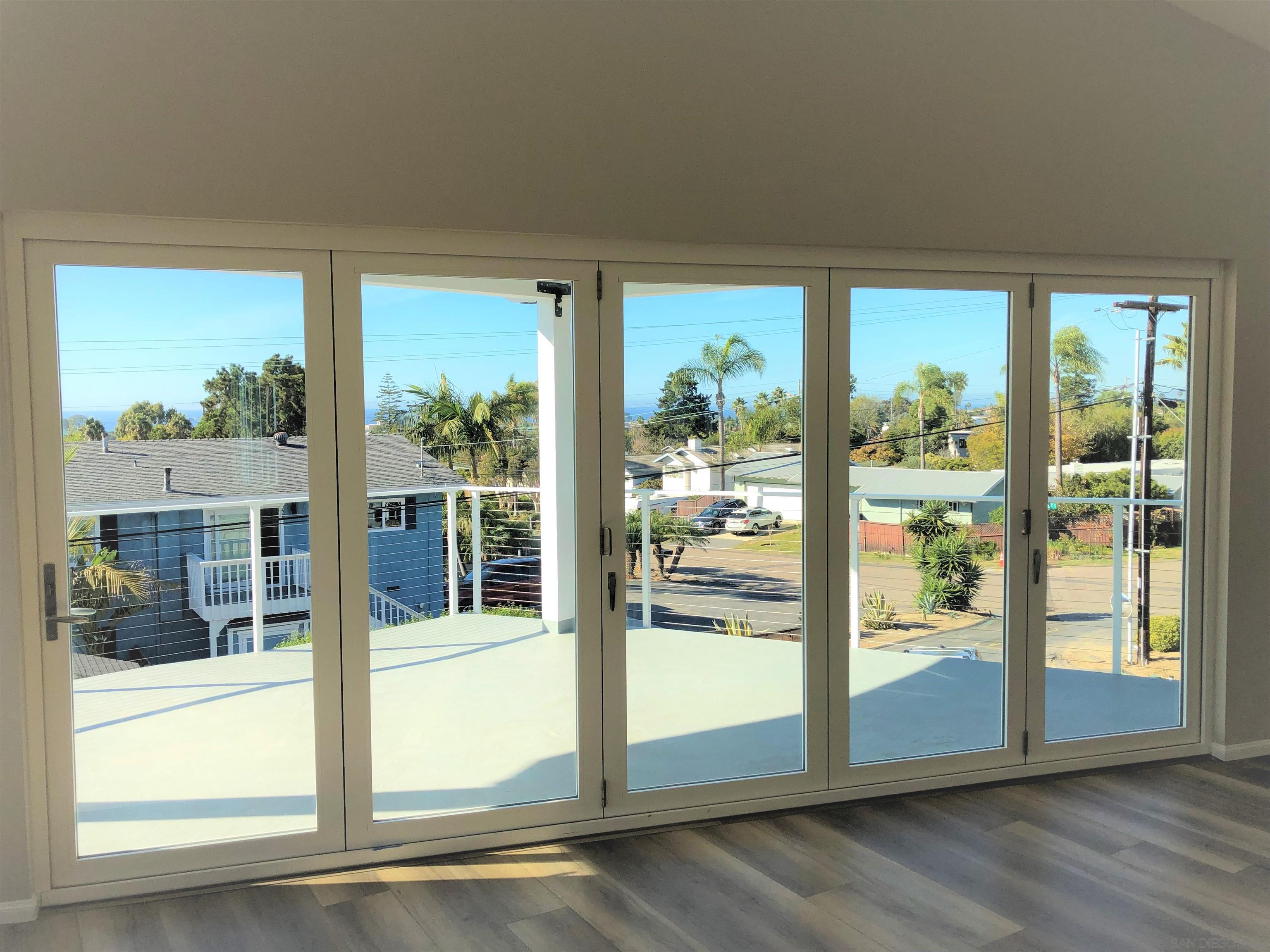 Detail Gallery Image 23 of 35 For 1305  Blue Sky Drive, Cardiff By The Sea,  CA 92007 - 2 Beds | 2 Baths