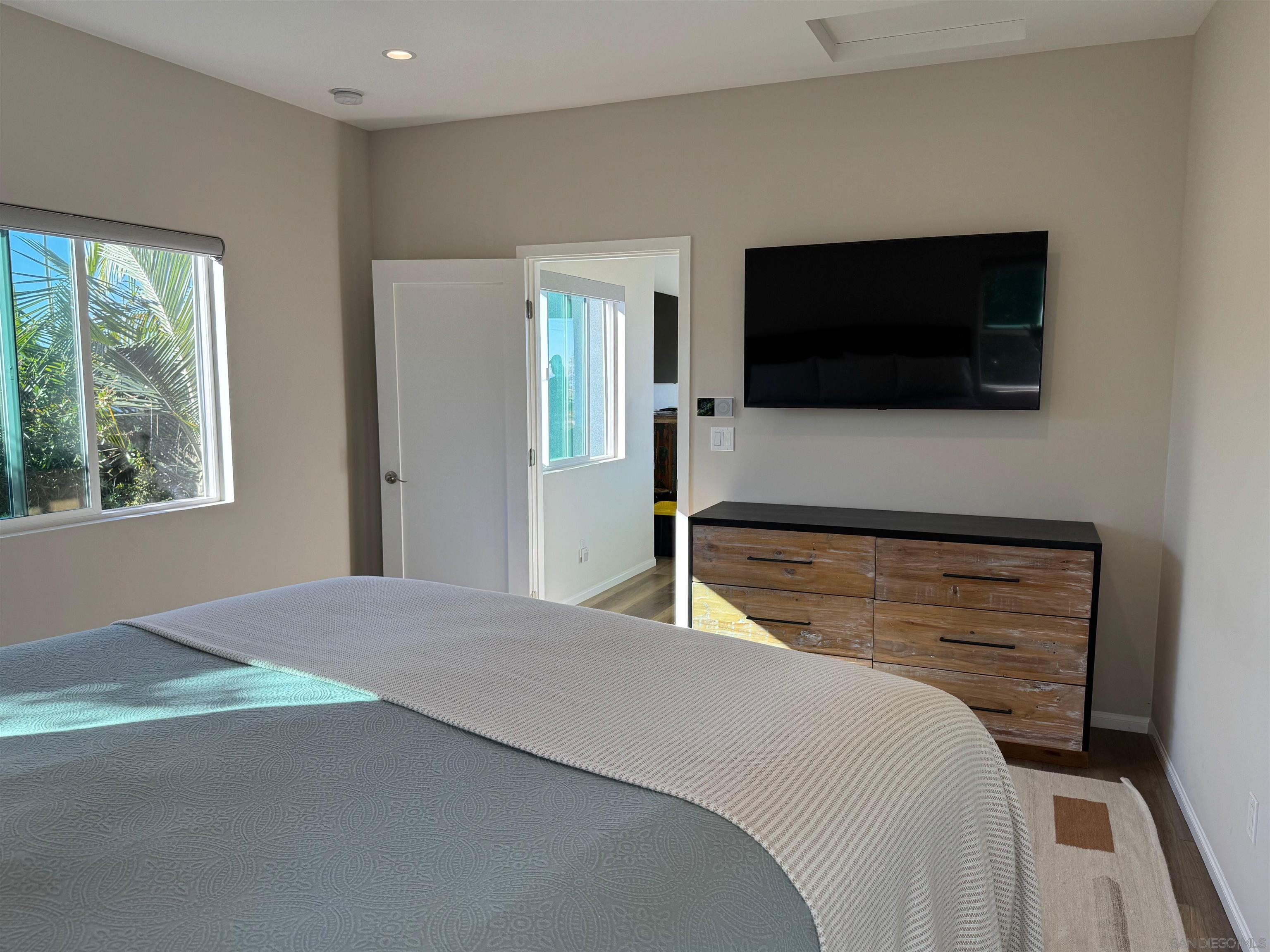 Detail Gallery Image 25 of 35 For 1305  Blue Sky Drive, Cardiff By The Sea,  CA 92007 - 2 Beds | 2 Baths