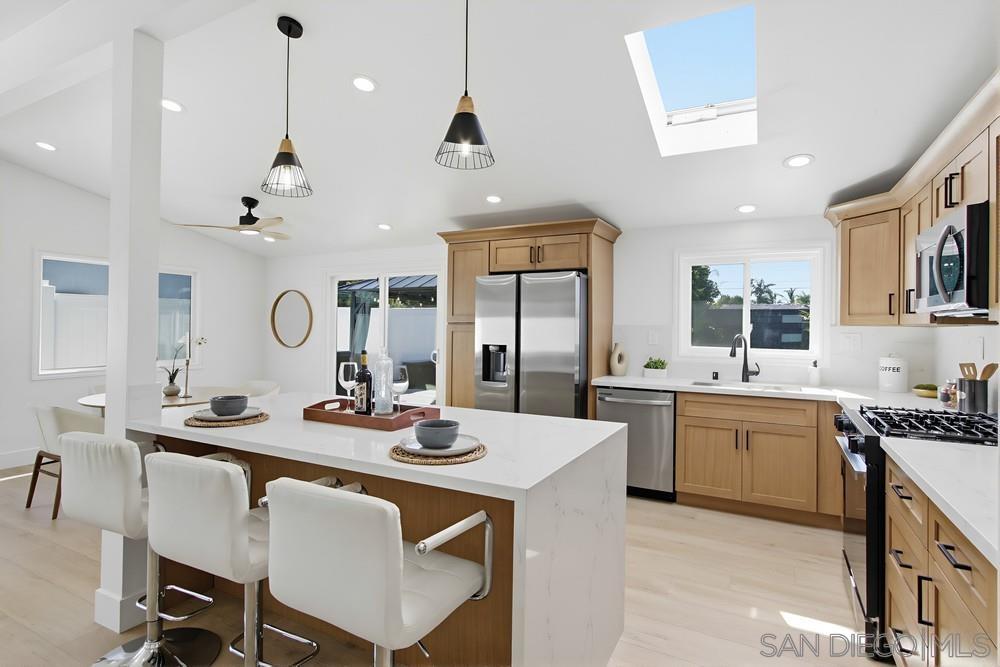 Detail Gallery Image 15 of 64 For 5165  Winthrop St, San Diego,  CA 92117 - 3 Beds | 2 Baths