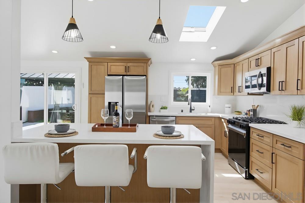 Detail Gallery Image 16 of 64 For 5165  Winthrop St, San Diego,  CA 92117 - 3 Beds | 2 Baths