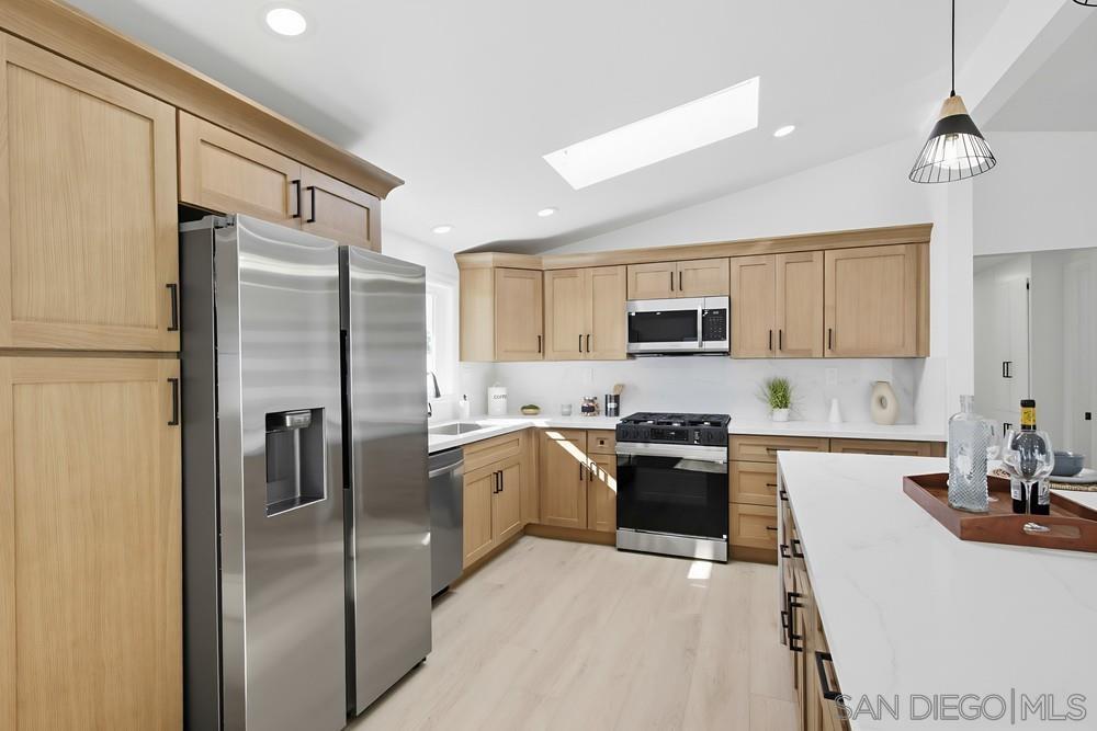 Detail Gallery Image 18 of 64 For 5165  Winthrop St, San Diego,  CA 92117 - 3 Beds | 2 Baths