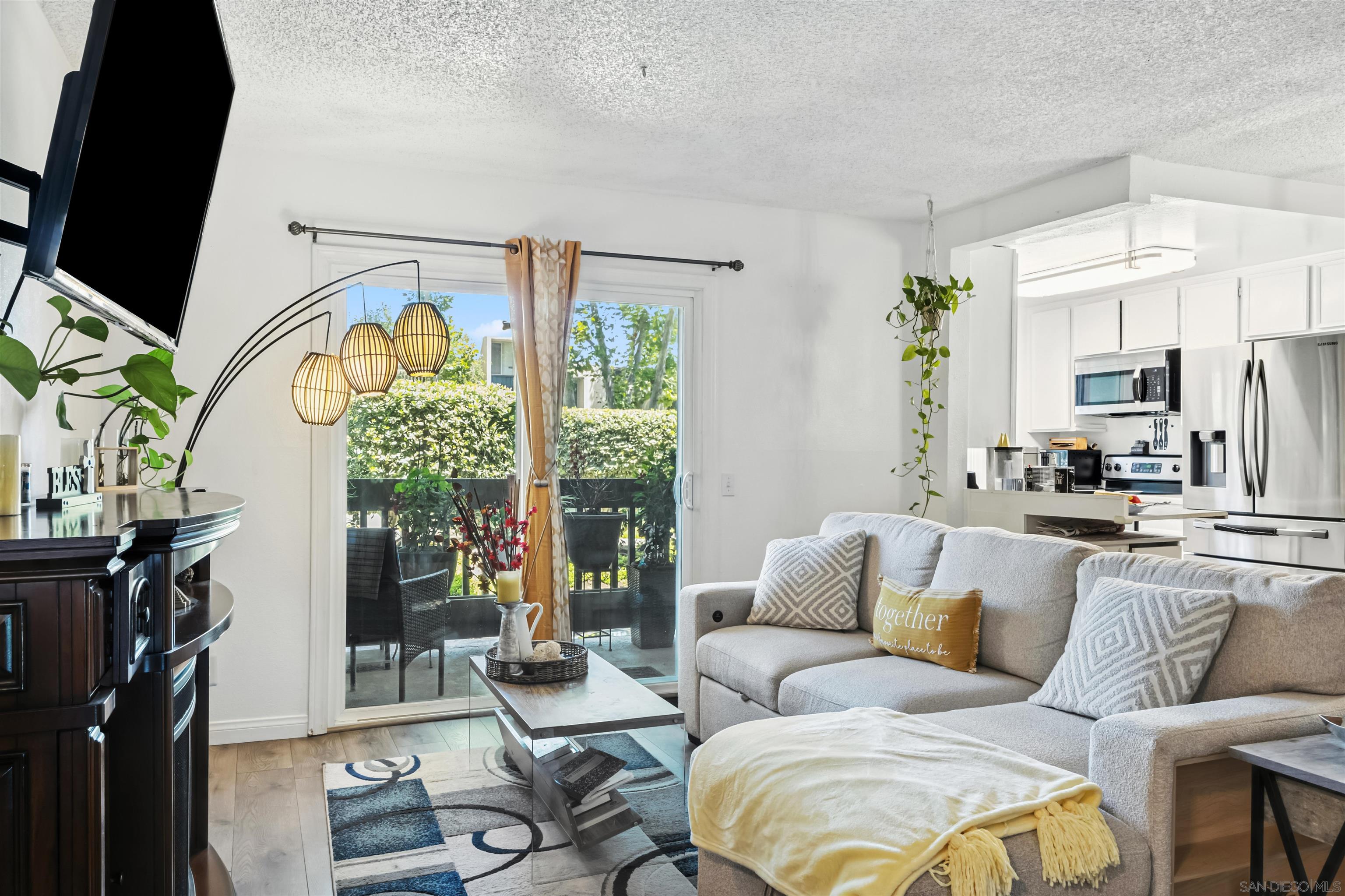 Detail Gallery Image 6 of 47 For 5350  Baltimore Drive  #UNIT 47,  La Mesa,  CA 91942 - 2 Beds | 2 Baths