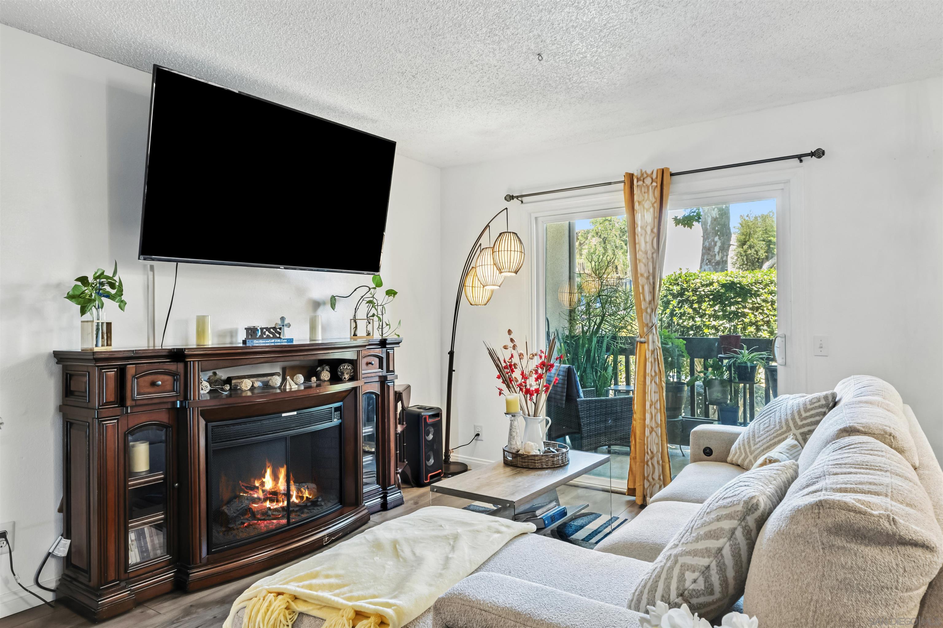 Detail Gallery Image 7 of 47 For 5350  Baltimore Drive  #UNIT 47,  La Mesa,  CA 91942 - 2 Beds | 2 Baths