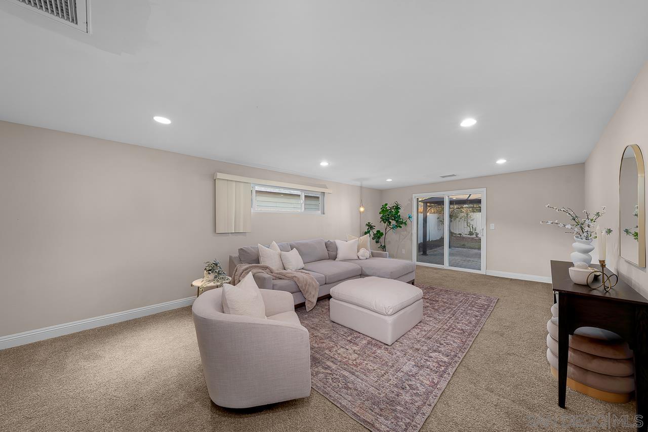 Detail Gallery Image 16 of 49 For 3642  Conrad Avenue, San Diego,  CA 92117 - 3 Beds | 2 Baths