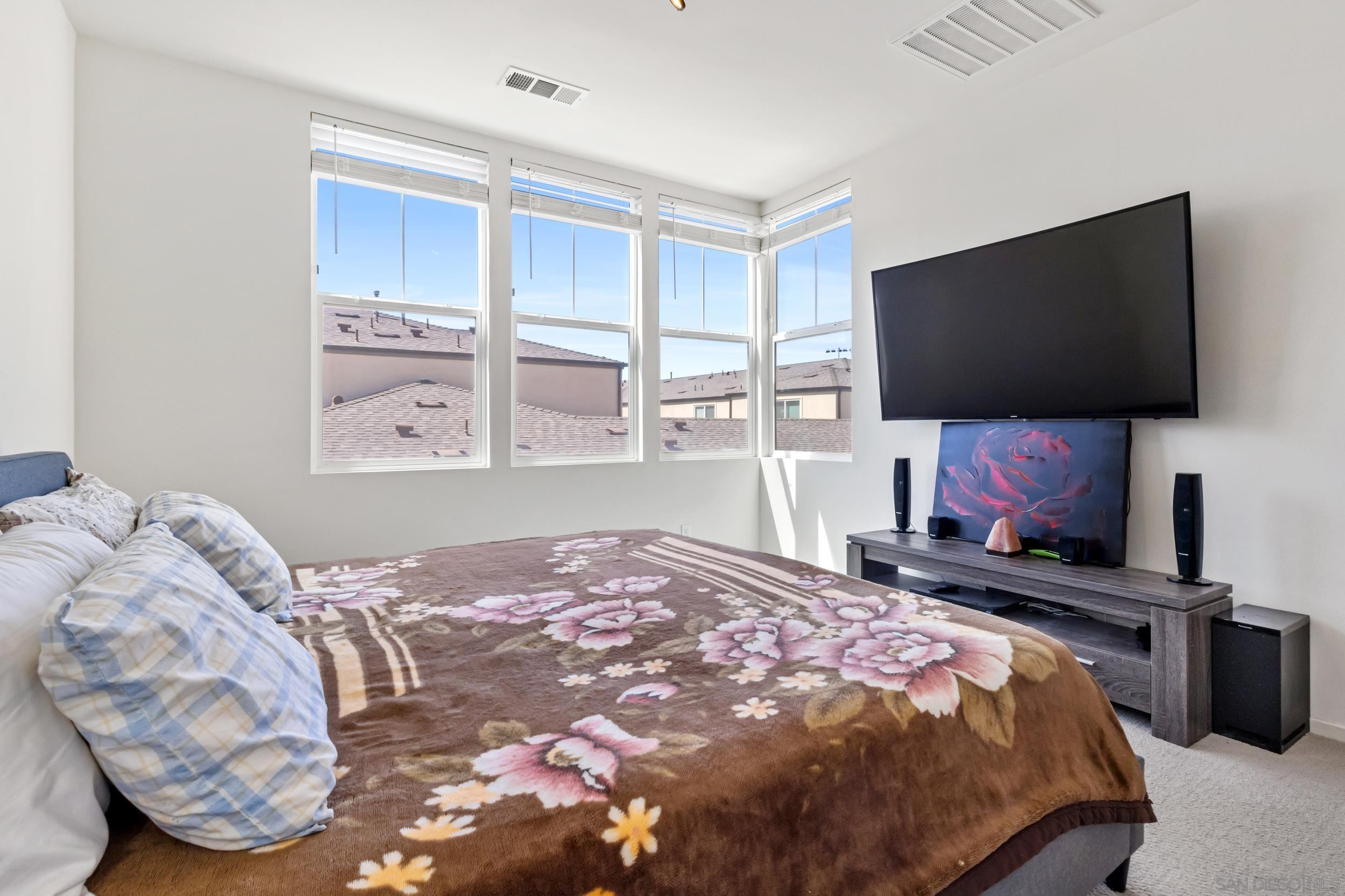 Detail Gallery Image 22 of 35 For 5301  Calle Rockfish  #98,  San Diego,  CA 92154 - 3 Beds | 2/1 Baths