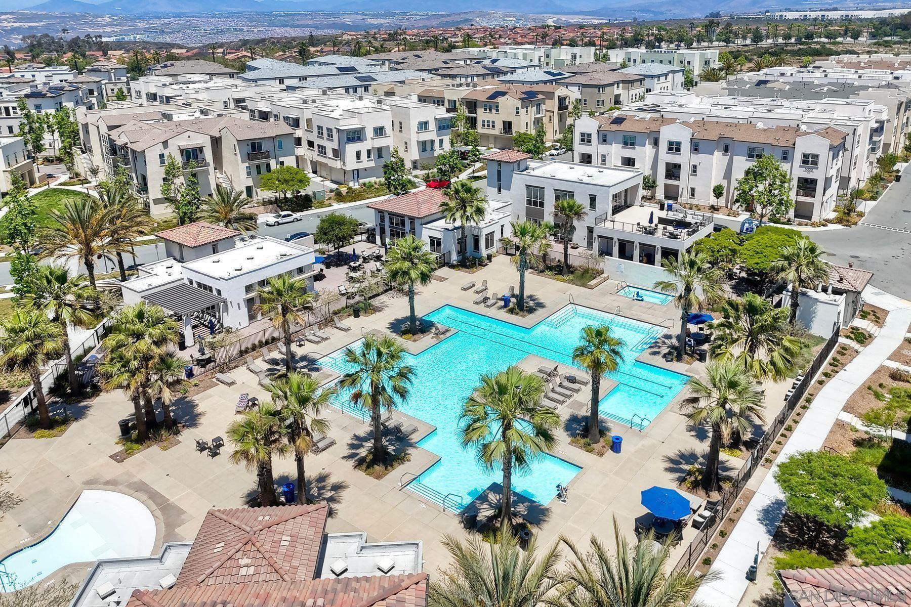 Detail Gallery Image 30 of 35 For 5301  Calle Rockfish  #98,  San Diego,  CA 92154 - 3 Beds | 2/1 Baths