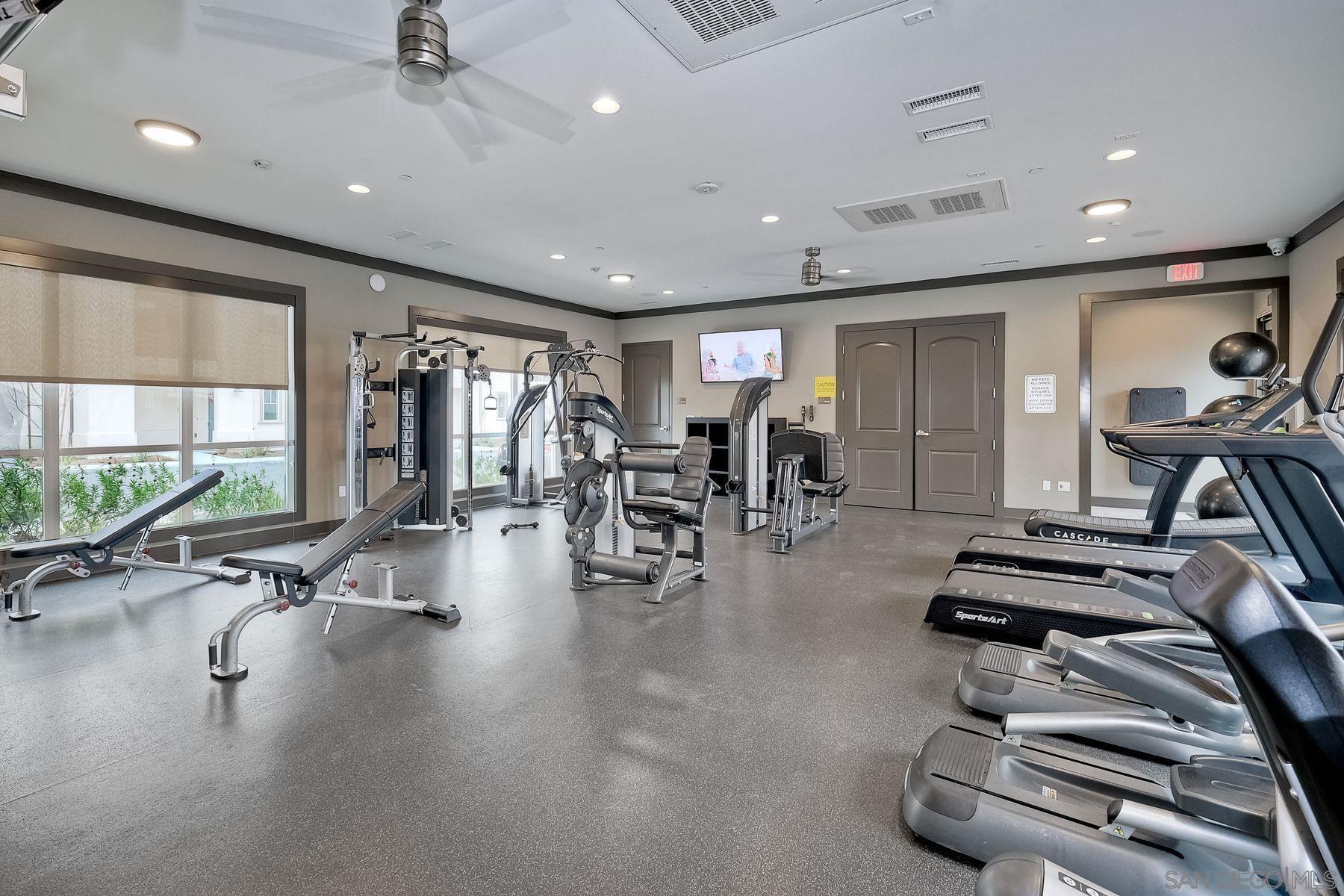 Detail Gallery Image 35 of 35 For 5301  Calle Rockfish  #98,  San Diego,  CA 92154 - 3 Beds | 2/1 Baths