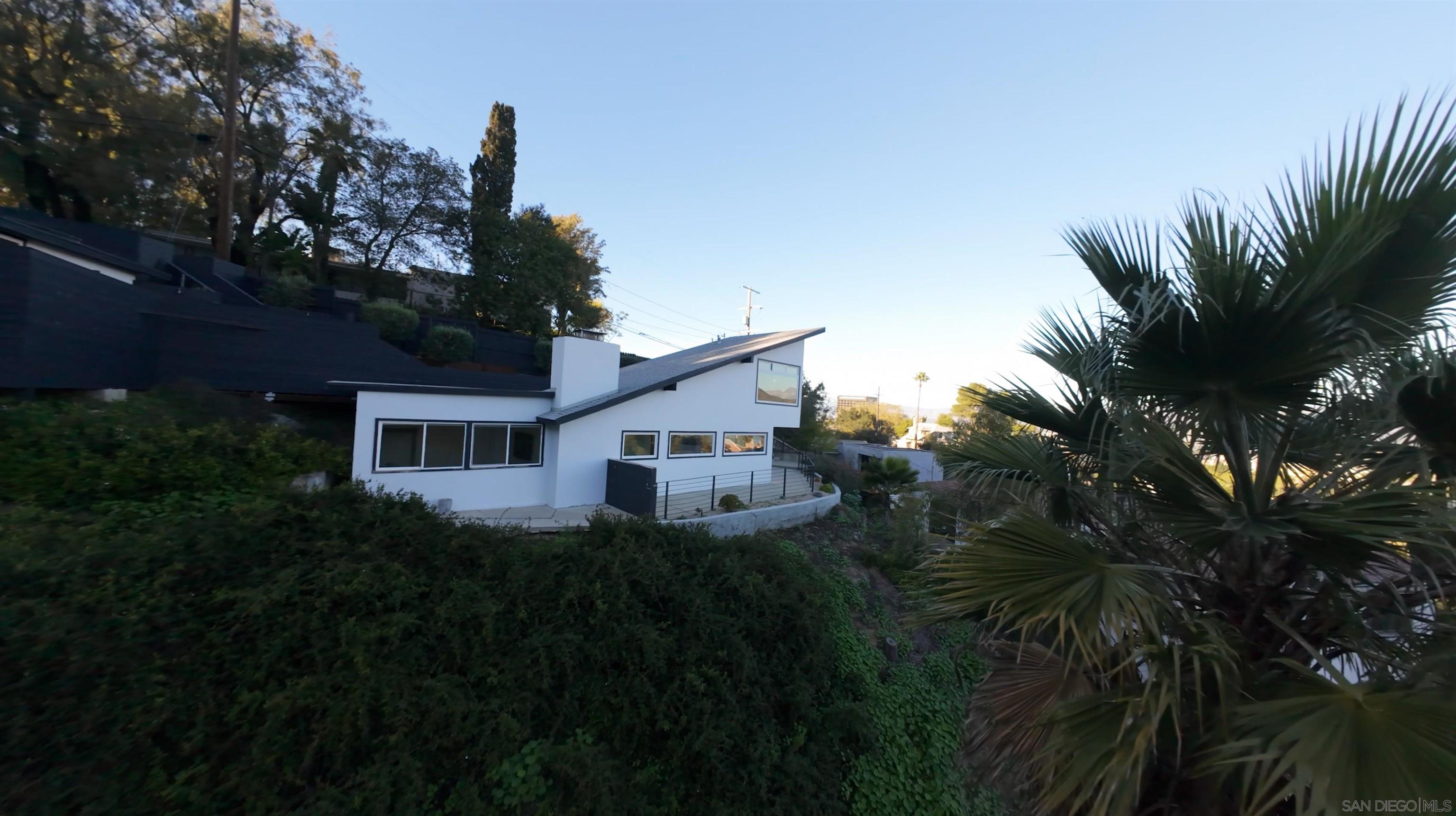 Detail Gallery Image 12 of 12 For 3546  Multiview Drive, Los Angeles,  CA 90068 - 1 Beds | 1 Baths