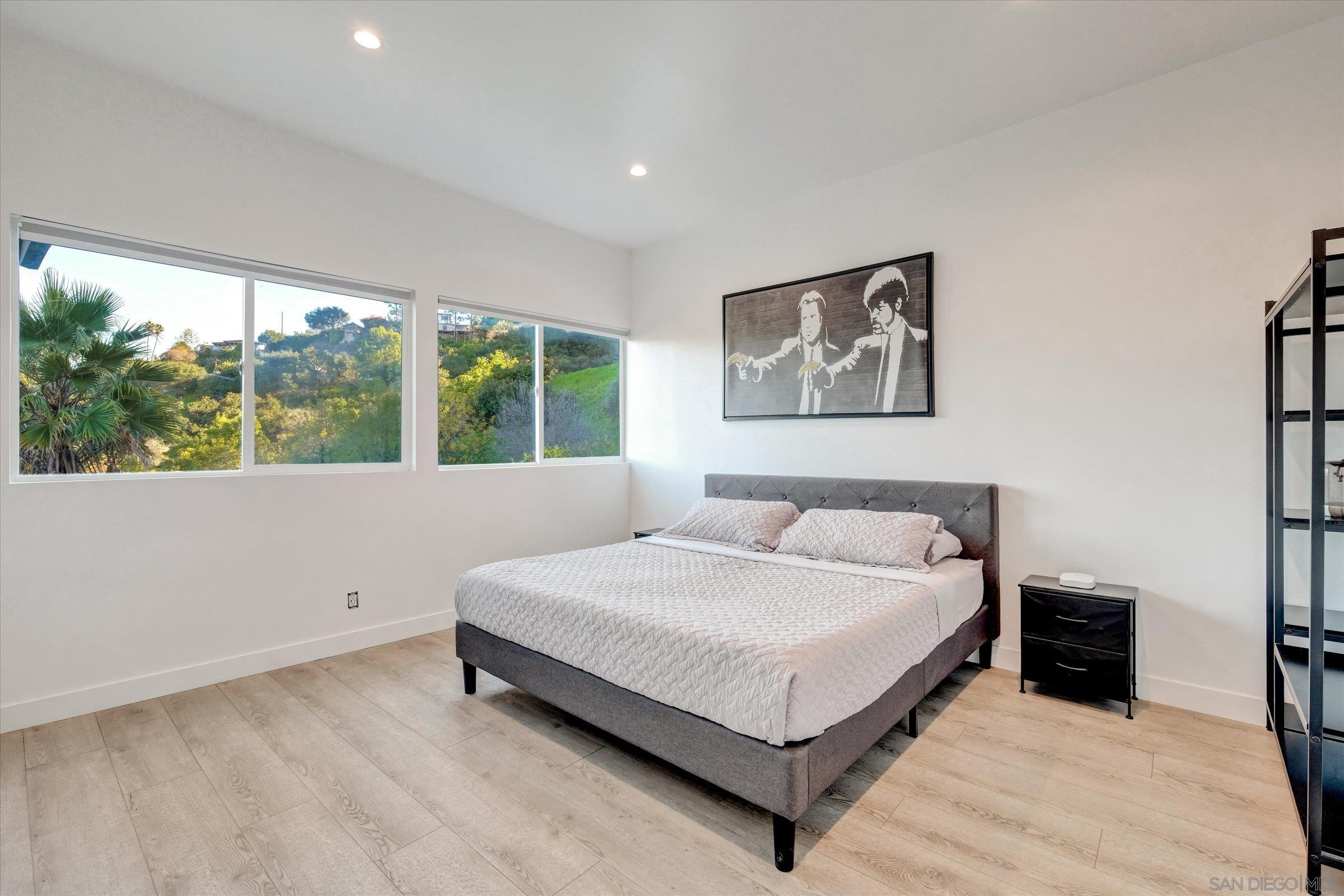Detail Gallery Image 7 of 12 For 3546  Multiview Drive, Los Angeles,  CA 90068 - 1 Beds | 1 Baths