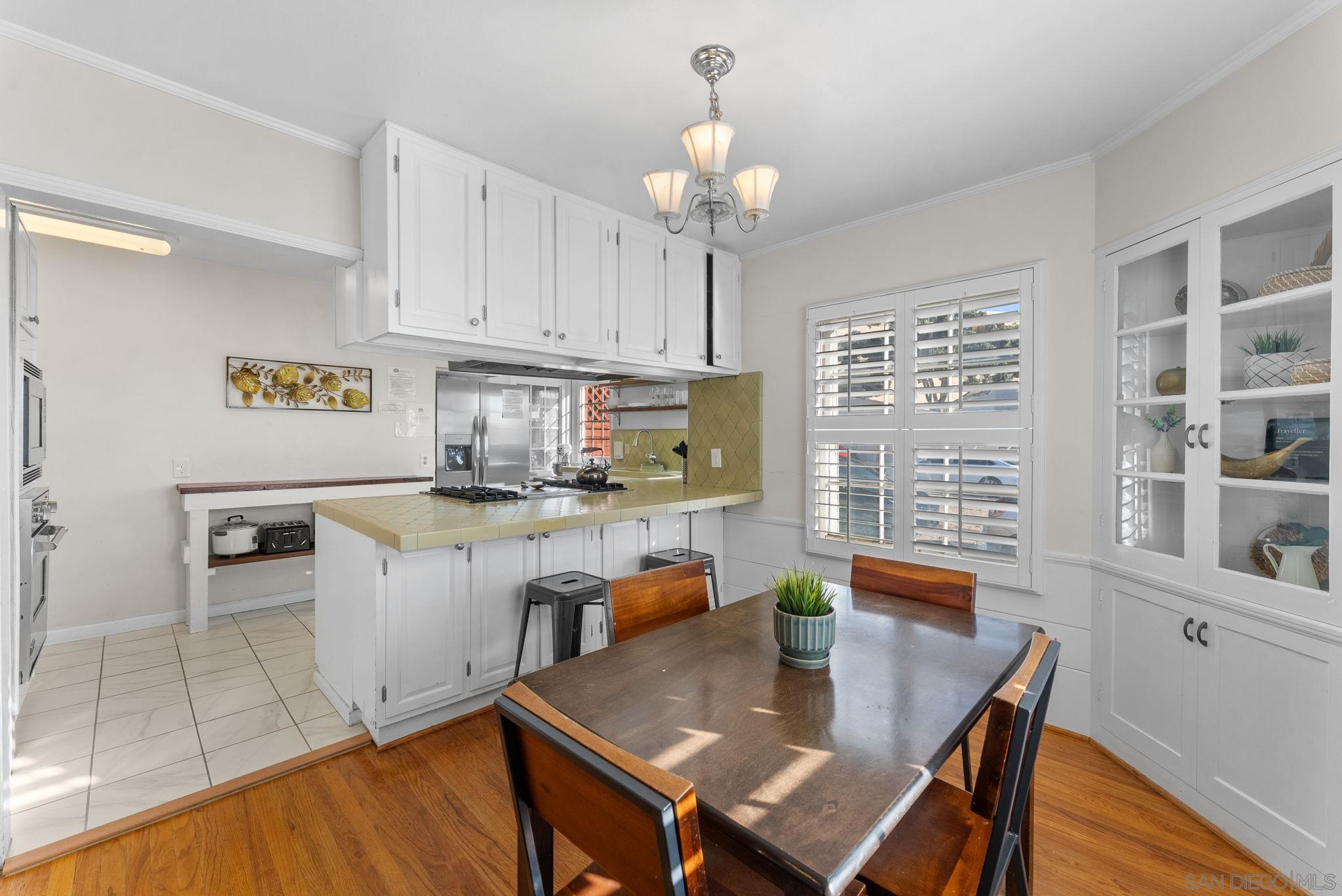 Detail Gallery Image 5 of 26 For 7005  Draper Ave, La Jolla,  CA 92037 - 3 Beds | 2 Baths