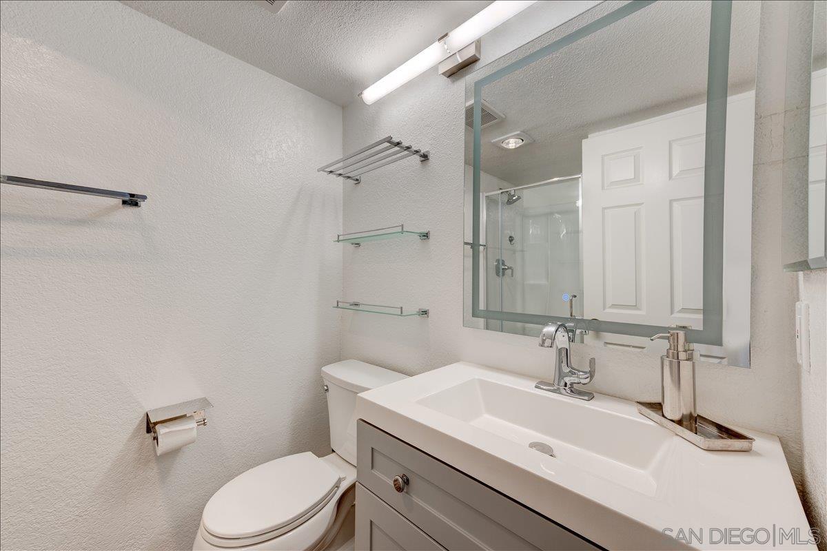 Detail Gallery Image 15 of 19 For 2849  E Street  7, San Diego,  CA 92102 - 2 Beds | 2 Baths