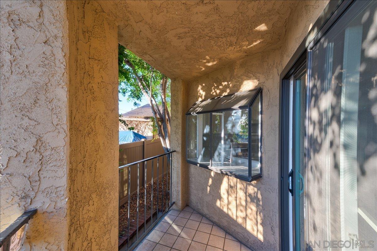 Detail Gallery Image 3 of 19 For 2849  E Street  7, San Diego,  CA 92102 - 2 Beds | 2 Baths