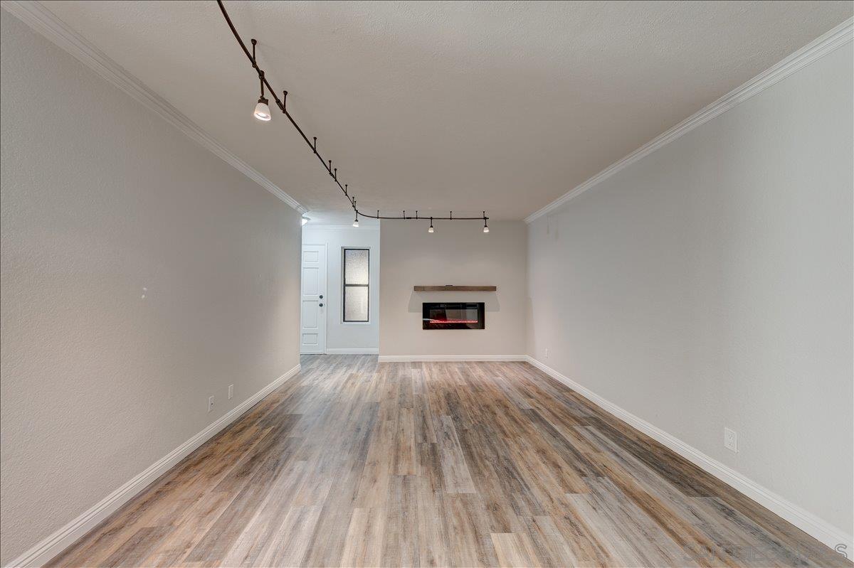 Detail Gallery Image 7 of 19 For 2849  E Street  7, San Diego,  CA 92102 - 2 Beds | 2 Baths