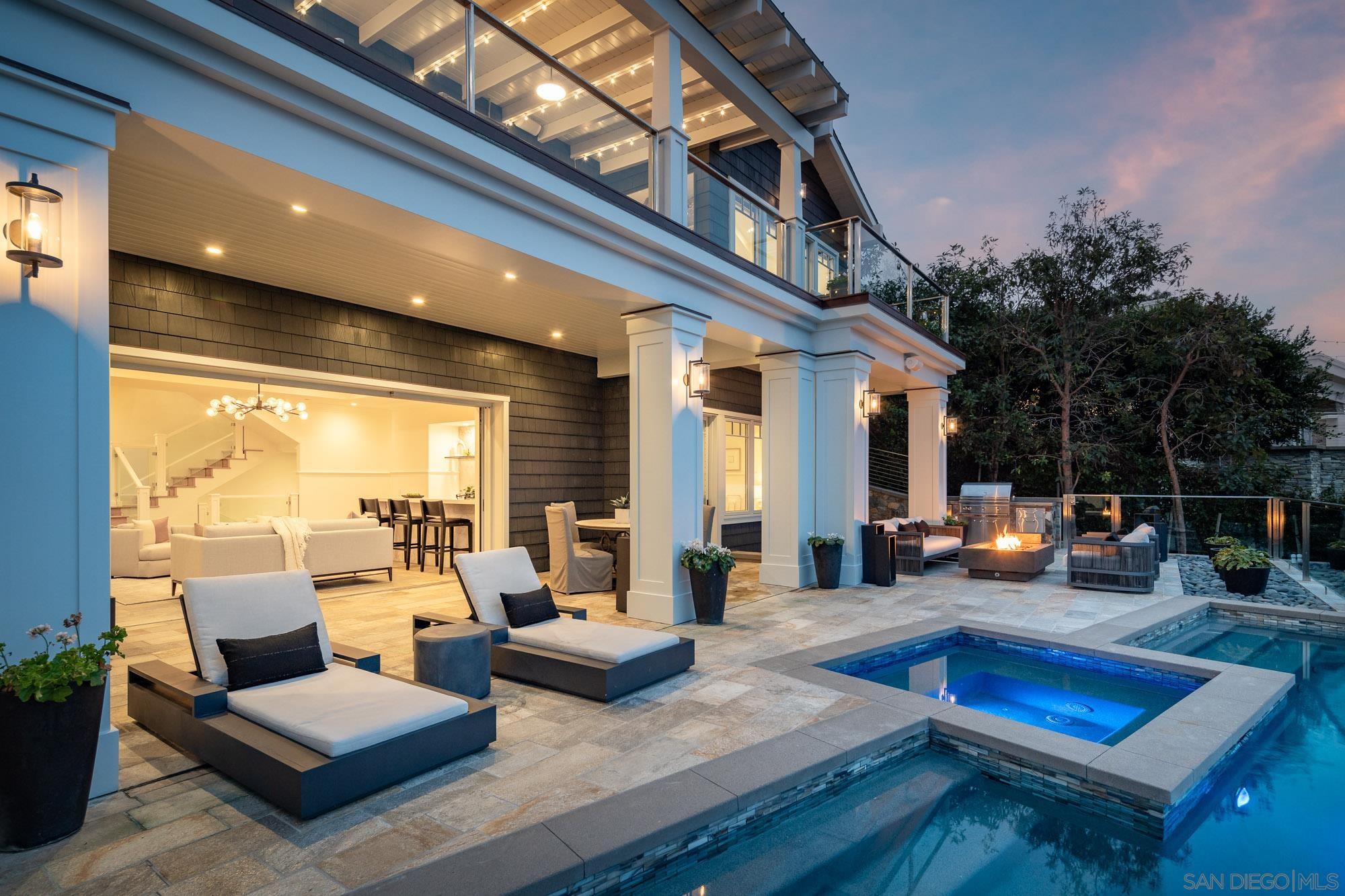 Detail Gallery Image 35 of 37 For 2026  Seaview, Del Mar,  CA 92014 - 5 Beds | 5/2 Baths