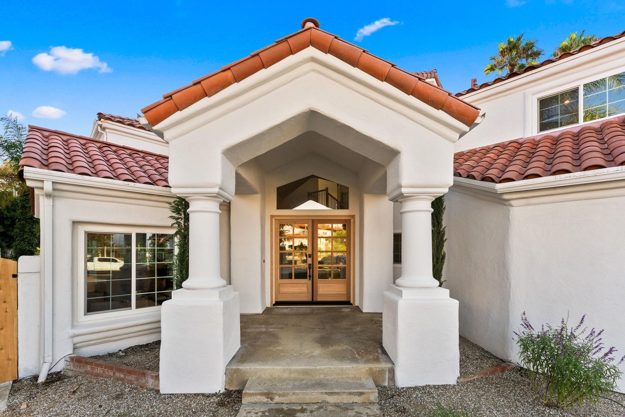 Detail Gallery Image 2 of 45 For 12257  Avenida Consentido, San Diego,  CA 92128 - 4 Beds | 3 Baths