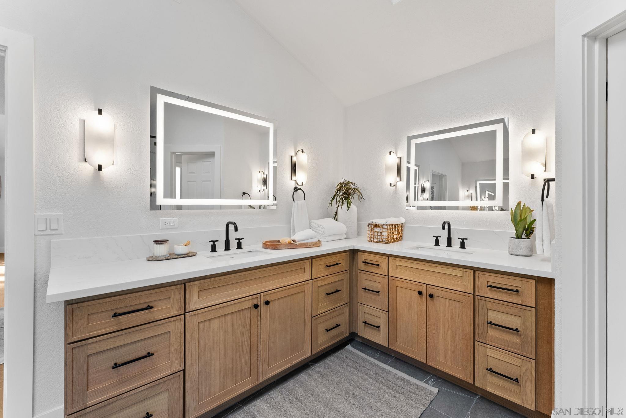 Detail Gallery Image 30 of 45 For 12257  Avenida Consentido, San Diego,  CA 92128 - 4 Beds | 3 Baths