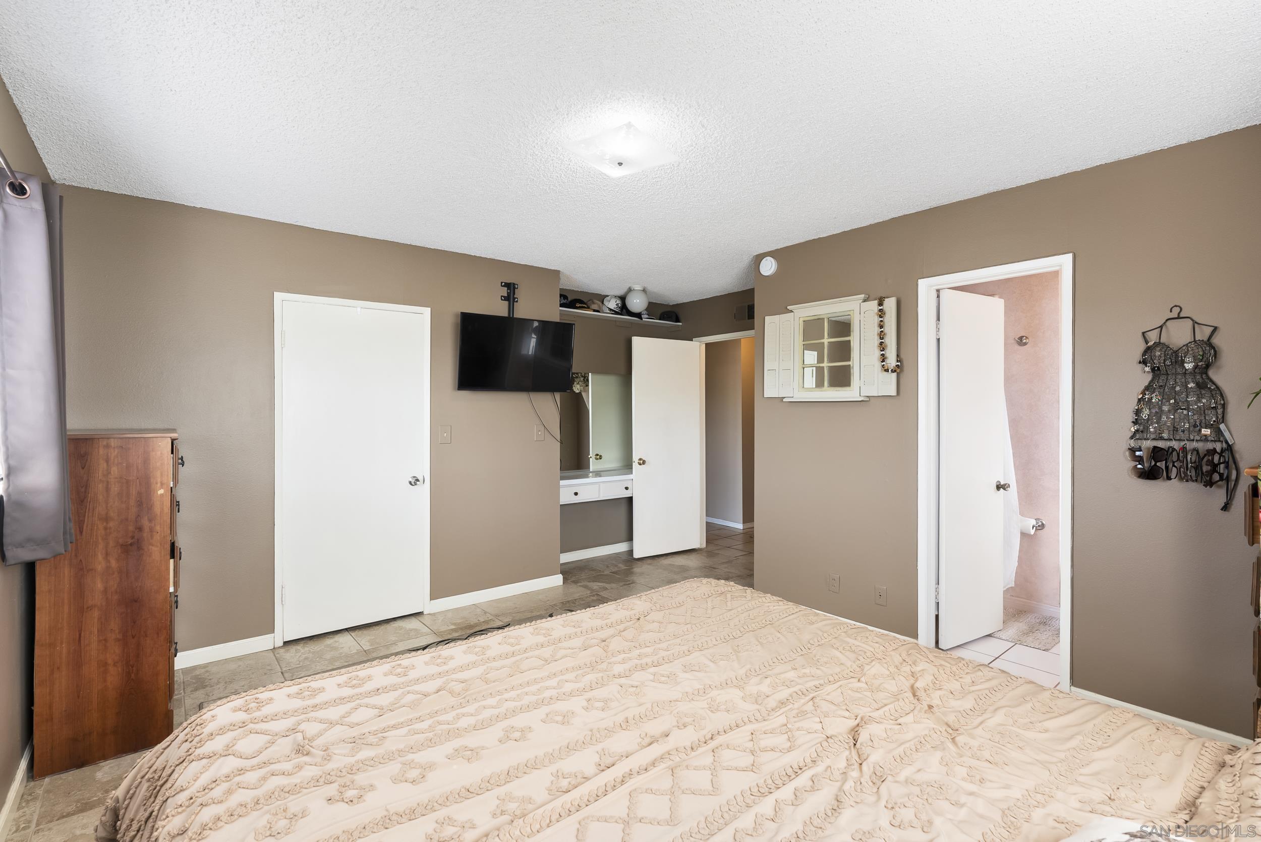 Detail Gallery Image 25 of 61 For 1007  Genie Ln, Cardiff By The Sea,  CA 92007 - 3 Beds | 2 Baths