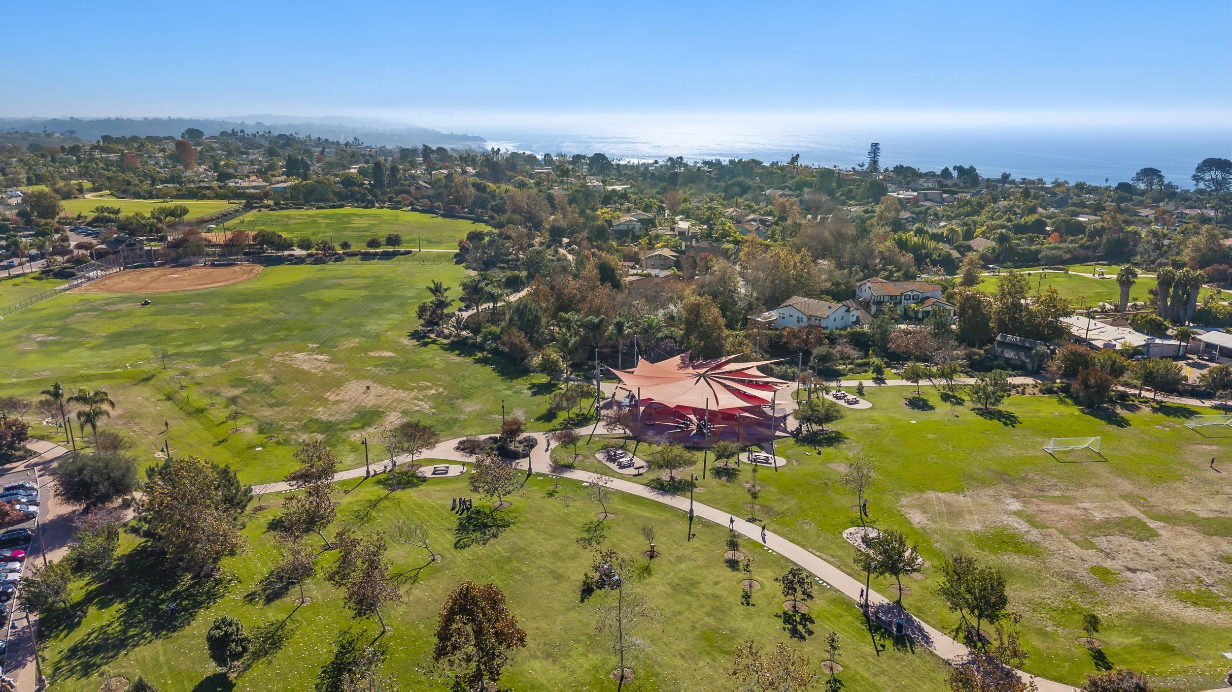 Detail Gallery Image 53 of 61 For 1007  Genie Ln, Cardiff By The Sea,  CA 92007 - 3 Beds | 2 Baths