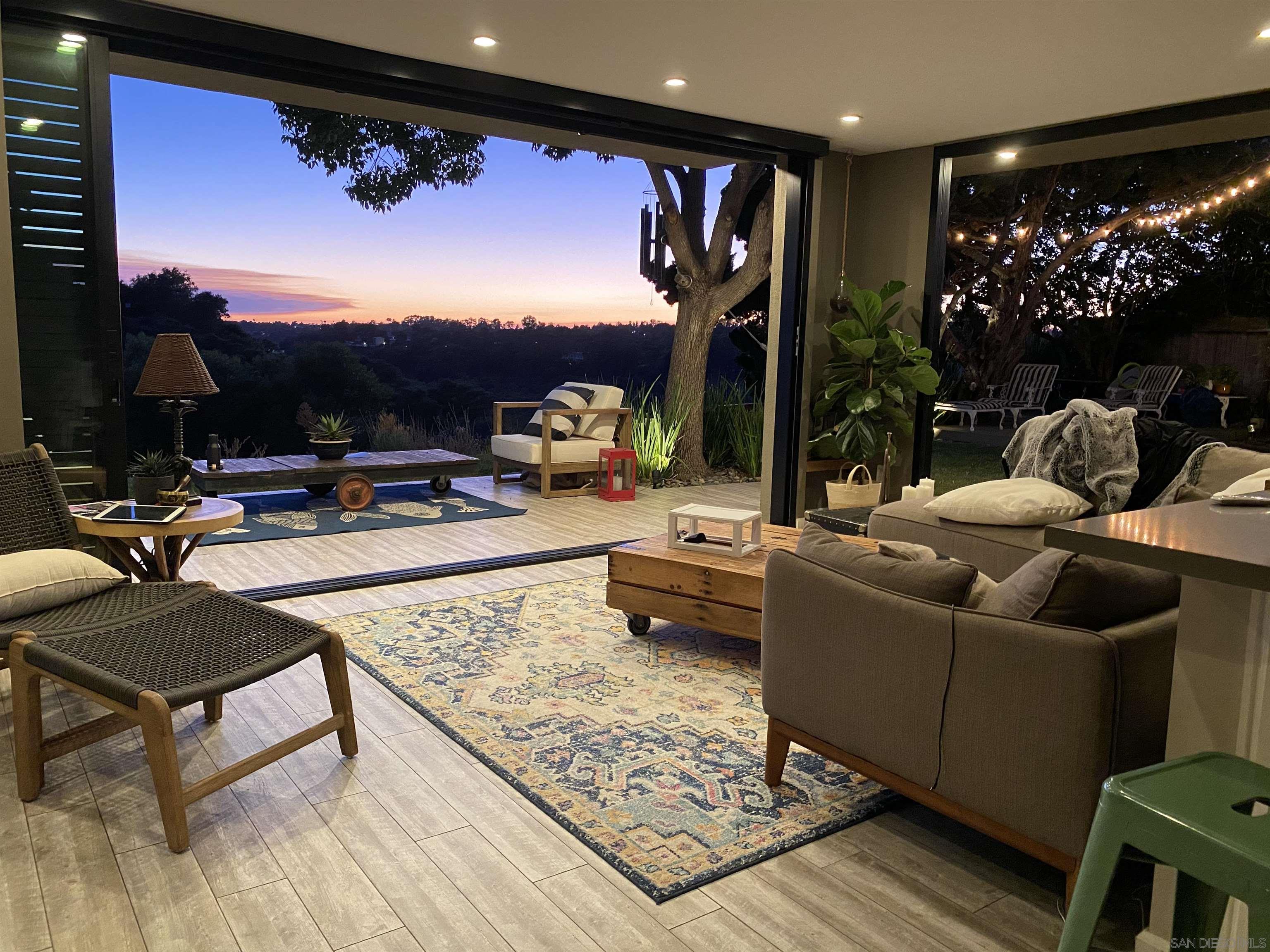 Front Image Thumbnail for SD250044965