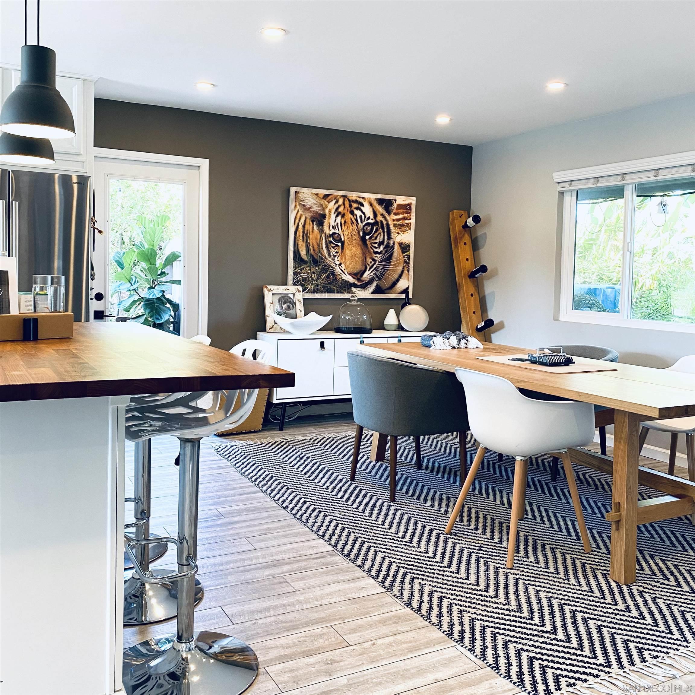 Detail Gallery Image 12 of 31 For 5560  Diane Ave, San Diego,  CA 92117 - 4 Beds | 3/1 Baths