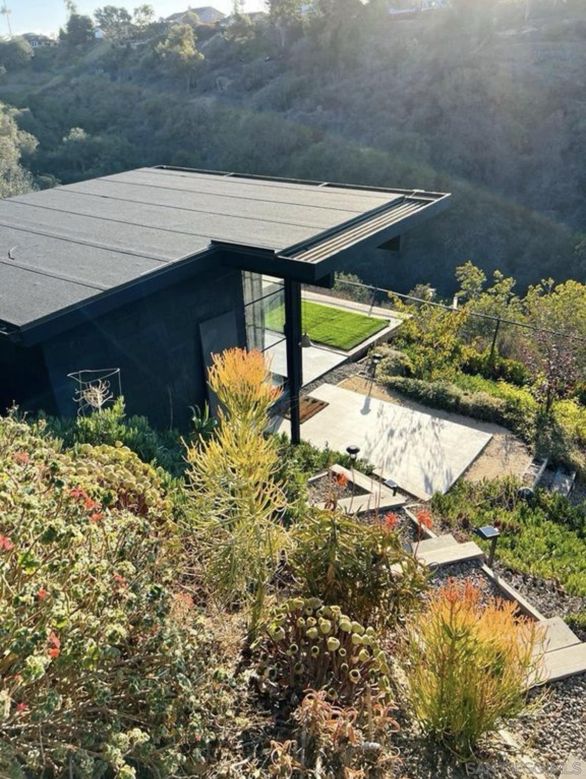 Detail Gallery Image 28 of 31 For 5560  Diane Ave, San Diego,  CA 92117 - 4 Beds | 3/1 Baths