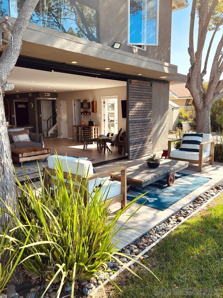 Detail Gallery Image 5 of 31 For 5560  Diane Ave, San Diego,  CA 92117 - 4 Beds | 3/1 Baths