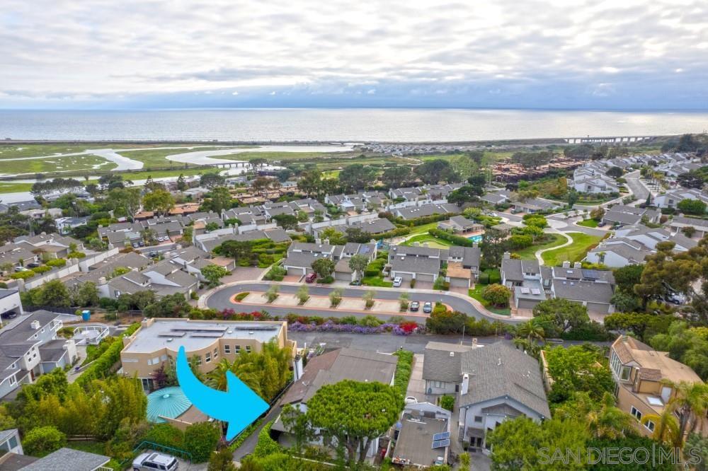 Detail Gallery Image 2 of 52 For 13045  via Esperia, Del Mar,  CA 92014 - 4 Beds | 3 Baths