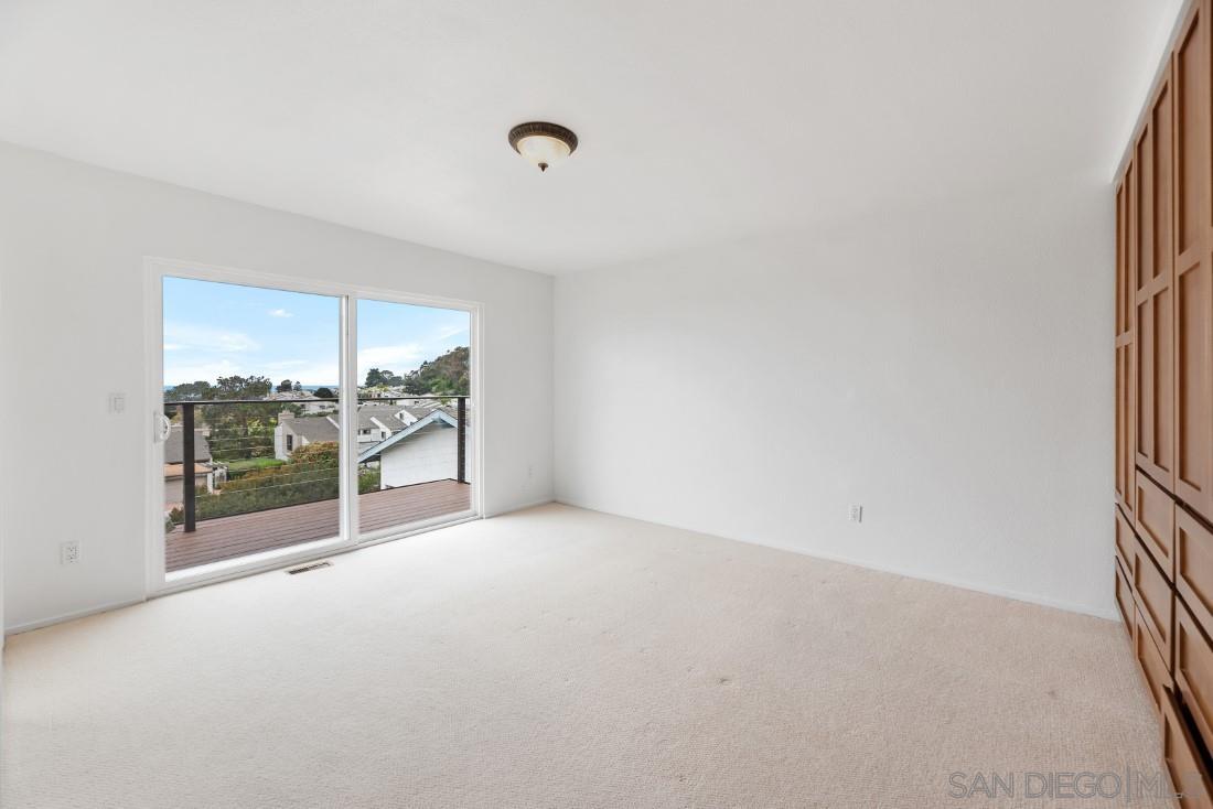 Detail Gallery Image 26 of 52 For 13045  via Esperia, Del Mar,  CA 92014 - 4 Beds | 3 Baths