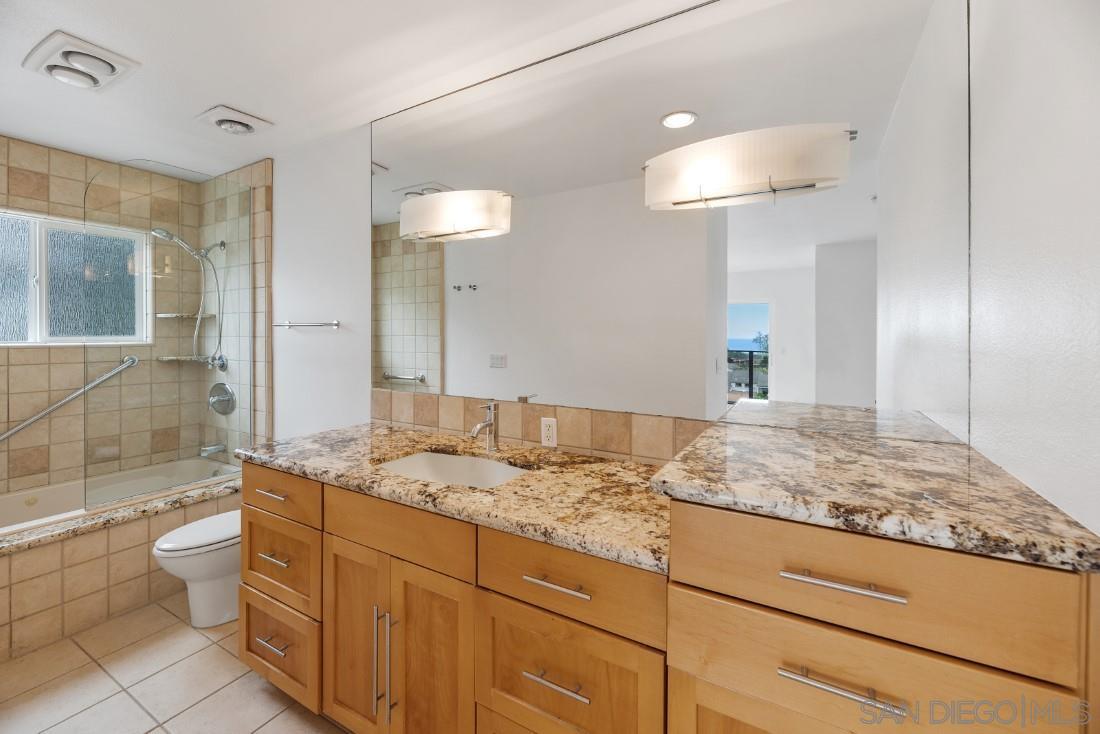 Detail Gallery Image 33 of 52 For 13045  via Esperia, Del Mar,  CA 92014 - 4 Beds | 3 Baths