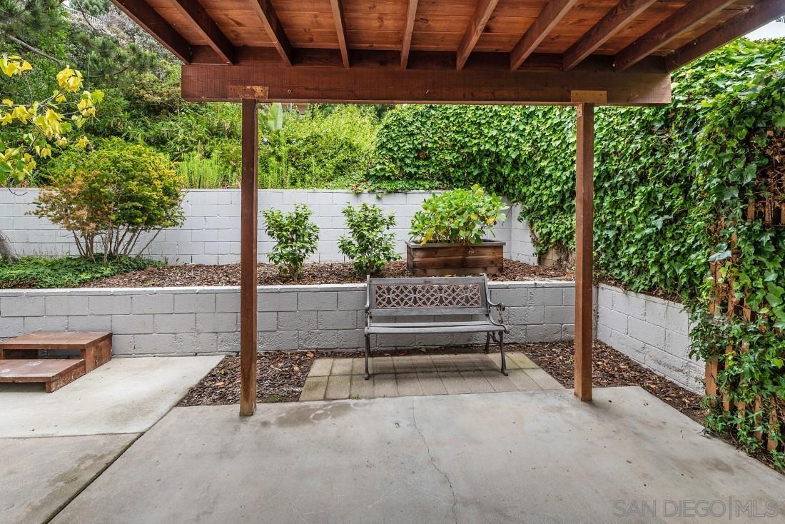 Detail Gallery Image 40 of 52 For 13045  via Esperia, Del Mar,  CA 92014 - 4 Beds | 3 Baths