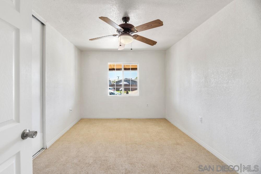 Detail Gallery Image 5 of 11 For 4433  Pocahontas, San Diego,  CA 92117 - 3 Beds | 2 Baths