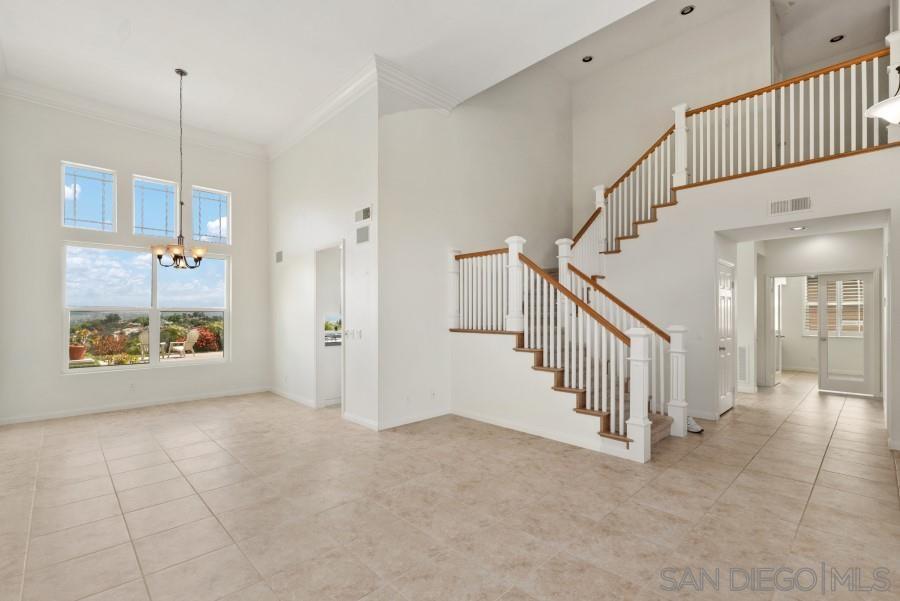 Detail Gallery Image 9 of 58 For 16998  Obsidian Dr, Ramona,  CA 92065 - 4 Beds | 3 Baths