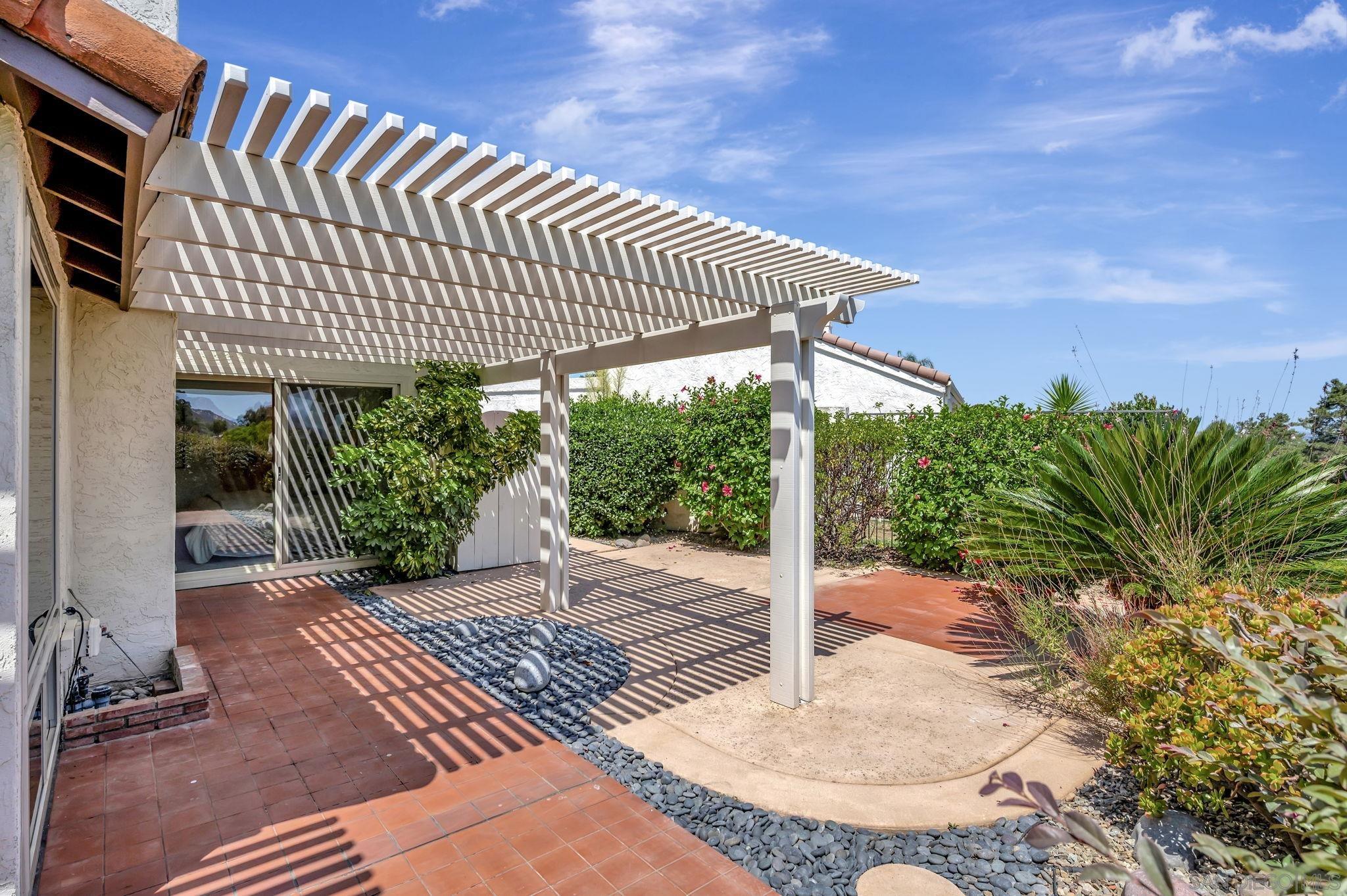 Detail Gallery Image 38 of 49 For 12880  Circulo Dardo, San Diego,  CA 92128 - 3 Beds | 2 Baths