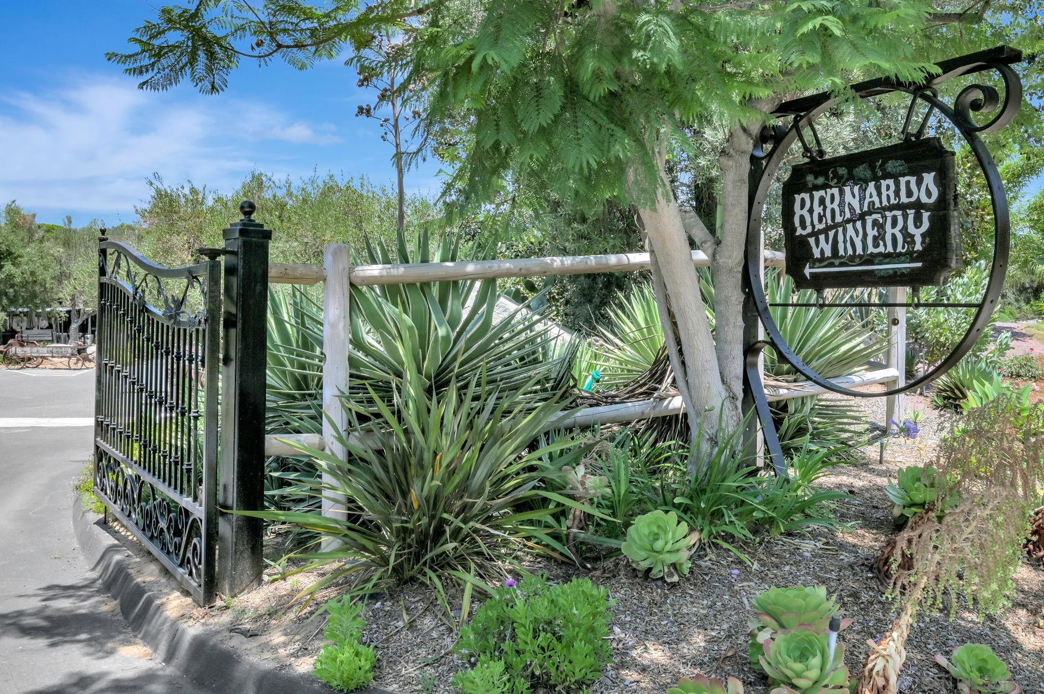 Detail Gallery Image 45 of 49 For 12880  Circulo Dardo, San Diego,  CA 92128 - 3 Beds | 2 Baths