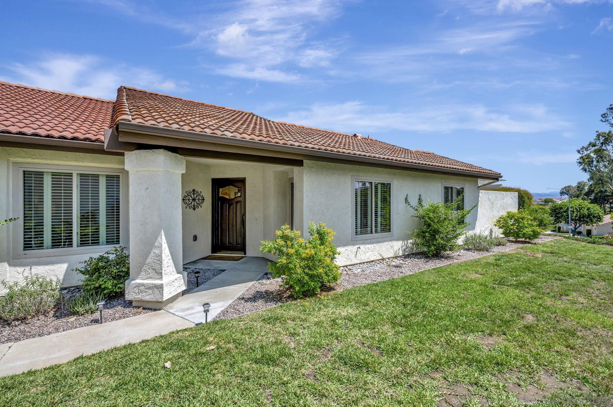 Detail Gallery Image 5 of 49 For 12880  Circulo Dardo, San Diego,  CA 92128 - 3 Beds | 2 Baths