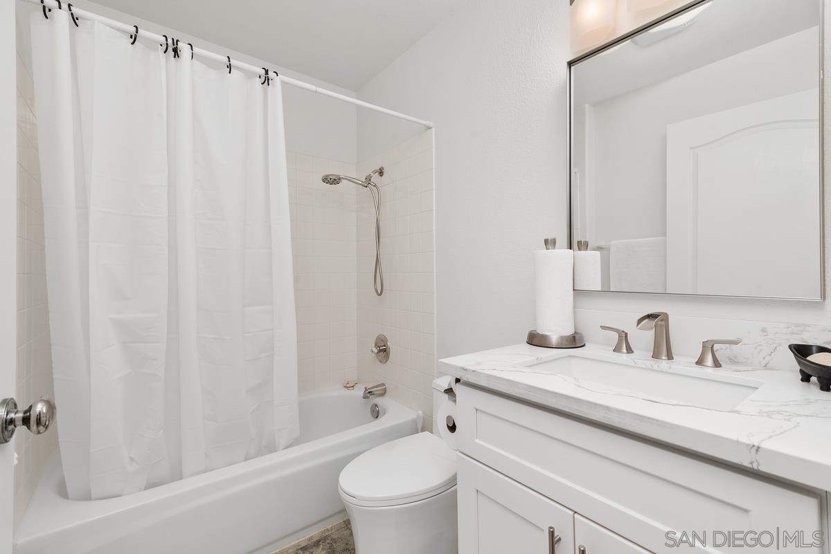 Detail Gallery Image 12 of 32 For 3605  Bernwood Pl  74, San Diego,  CA 92130 - 2 Beds | 2 Baths