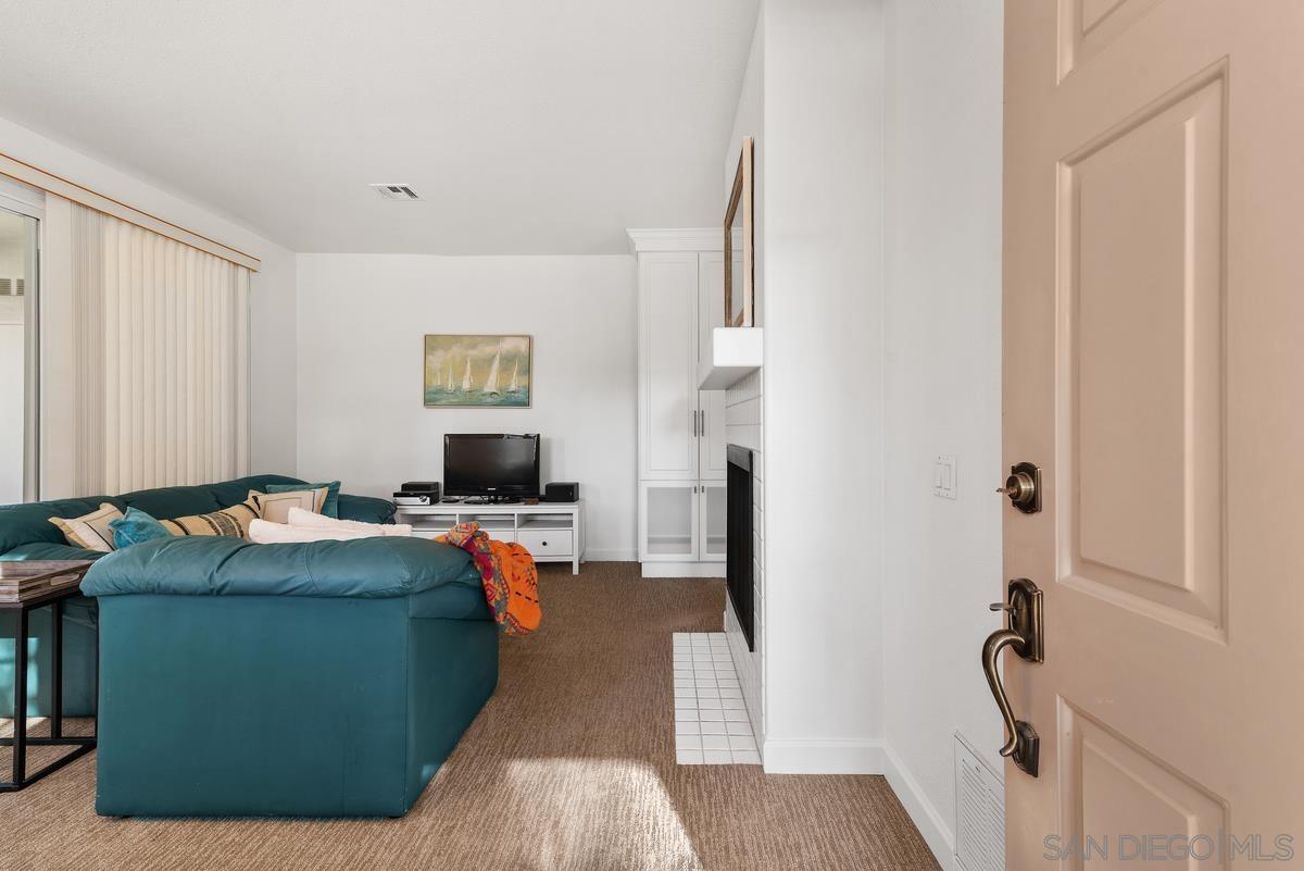 Detail Gallery Image 14 of 32 For 3605  Bernwood Pl  74, San Diego,  CA 92130 - 2 Beds | 2 Baths