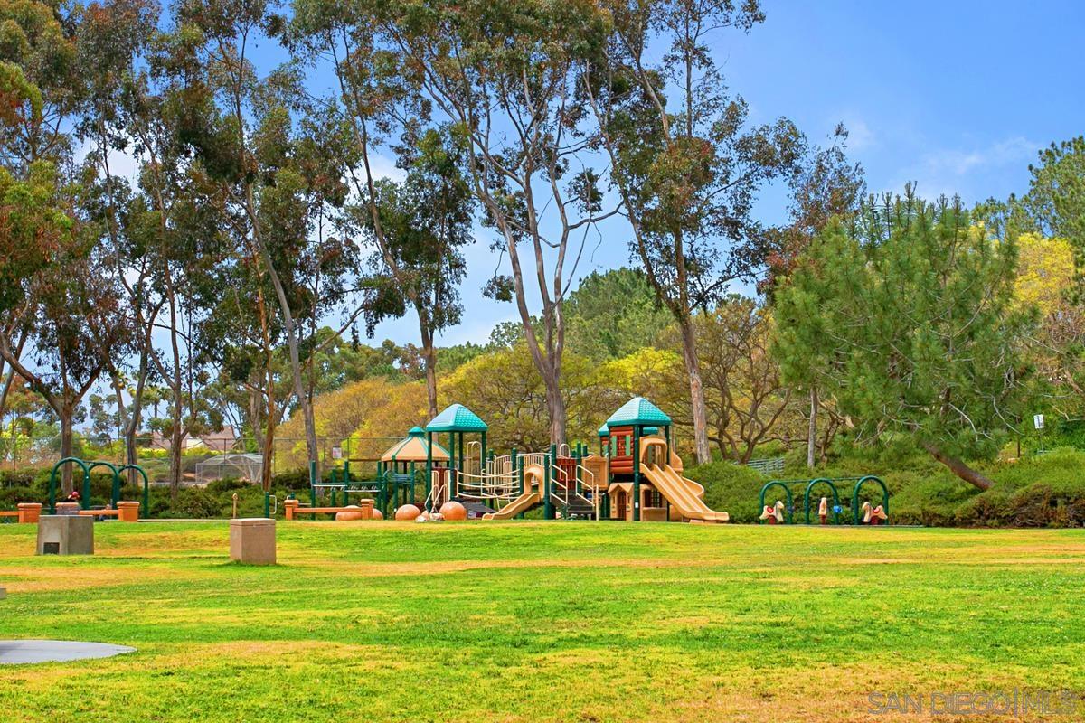 Detail Gallery Image 31 of 32 For 3605  Bernwood Pl  74, San Diego,  CA 92130 - 2 Beds | 2 Baths