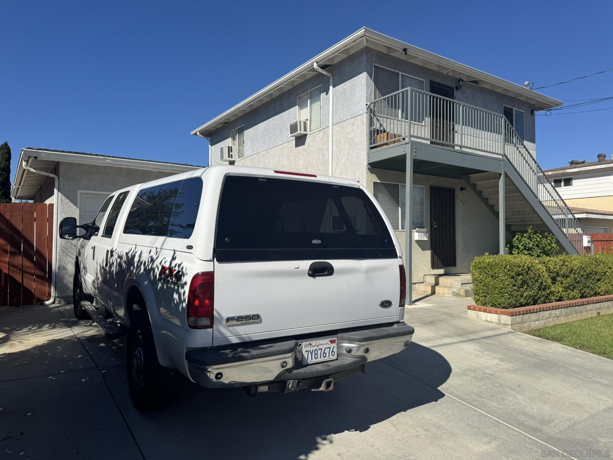 Detail Gallery Image 9 of 22 For 6140-6142  Horton Drive, La Mesa,  CA 91942 - – Beds | – Baths