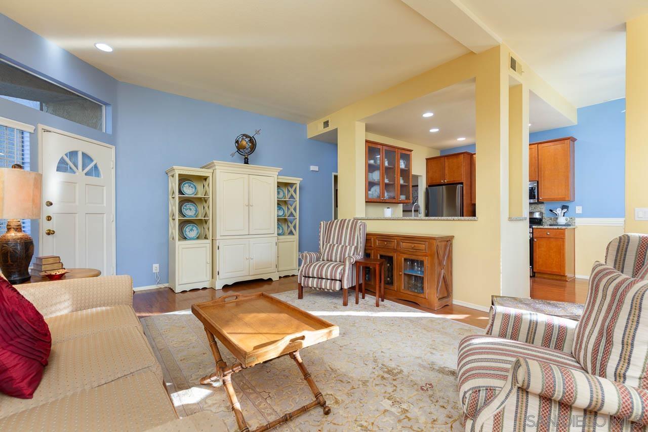 Detail Gallery Image 4 of 21 For 11110  Portobelo Drive, San Diego,  CA 92124 - 2 Beds | 2 Baths