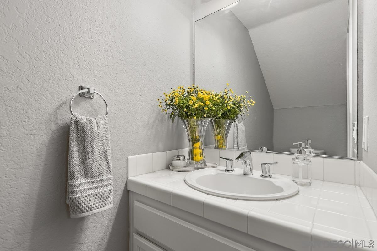 Detail Gallery Image 26 of 35 For 7274  Shoreline Dr  118, San Diego,  CA 92122 - 2 Beds | 2/1 Baths