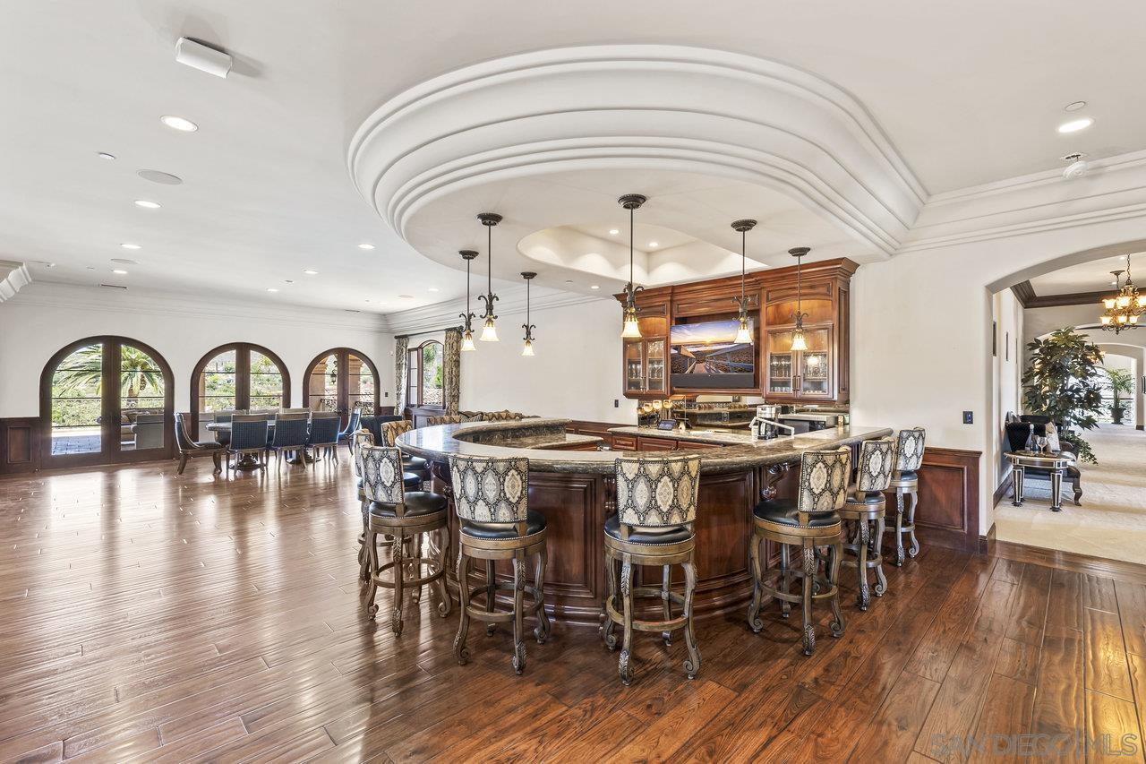 Detail Gallery Image 15 of 67 For 14170  Bryce Pt, Poway,  CA 92064 - 8 Beds | 9/4 Baths