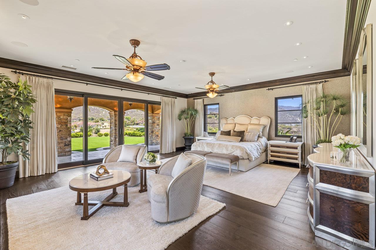 Detail Gallery Image 16 of 67 For 14170  Bryce Pt, Poway,  CA 92064 - 8 Beds | 9/4 Baths