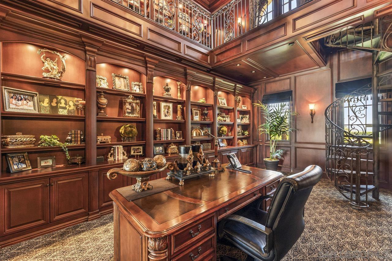 Detail Gallery Image 23 of 67 For 14170  Bryce Pt, Poway,  CA 92064 - 8 Beds | 9/4 Baths