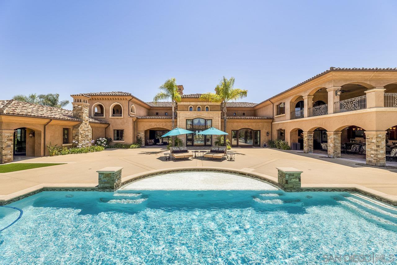 Detail Gallery Image 4 of 67 For 14170  Bryce Pt, Poway,  CA 92064 - 8 Beds | 9/4 Baths