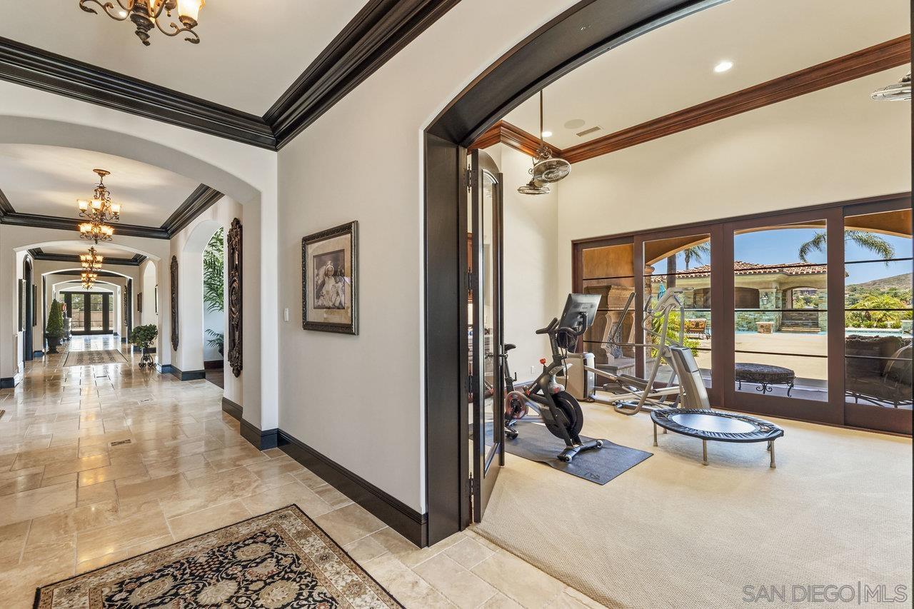 Detail Gallery Image 31 of 67 For 14170  Bryce Pt, Poway,  CA 92064 - 8 Beds | 9/4 Baths