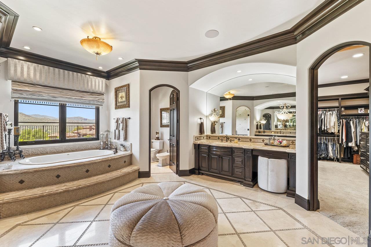 Detail Gallery Image 35 of 67 For 14170  Bryce Pt, Poway,  CA 92064 - 8 Beds | 9/4 Baths