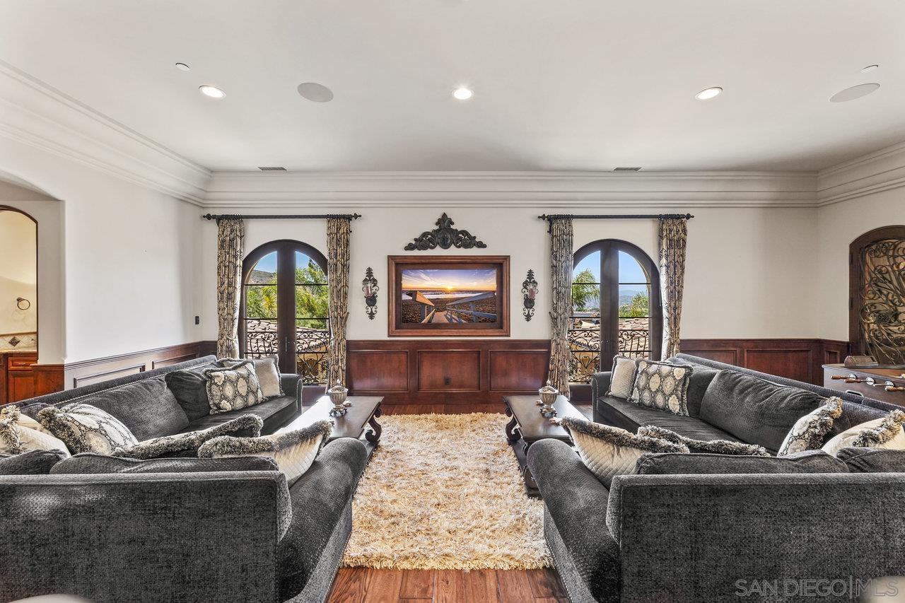 Detail Gallery Image 48 of 67 For 14170  Bryce Pt, Poway,  CA 92064 - 8 Beds | 9/4 Baths